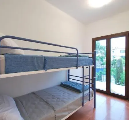 Sleeps 8 With Pool