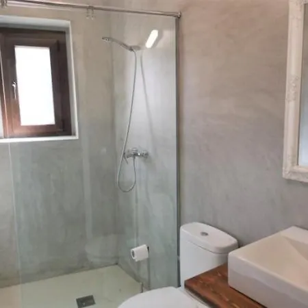 别墅 Sleeps 8 With Pool
